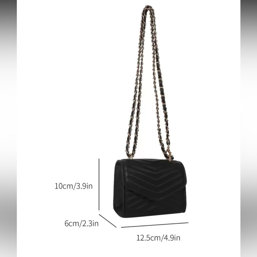 Quilted Chevron Chain Shoulder Bag - Black & White - Picture 14 of 14